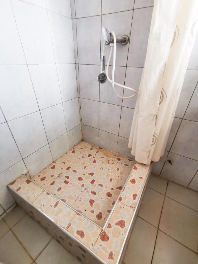 To Be Hotel Кумасі Екстер'єр фото